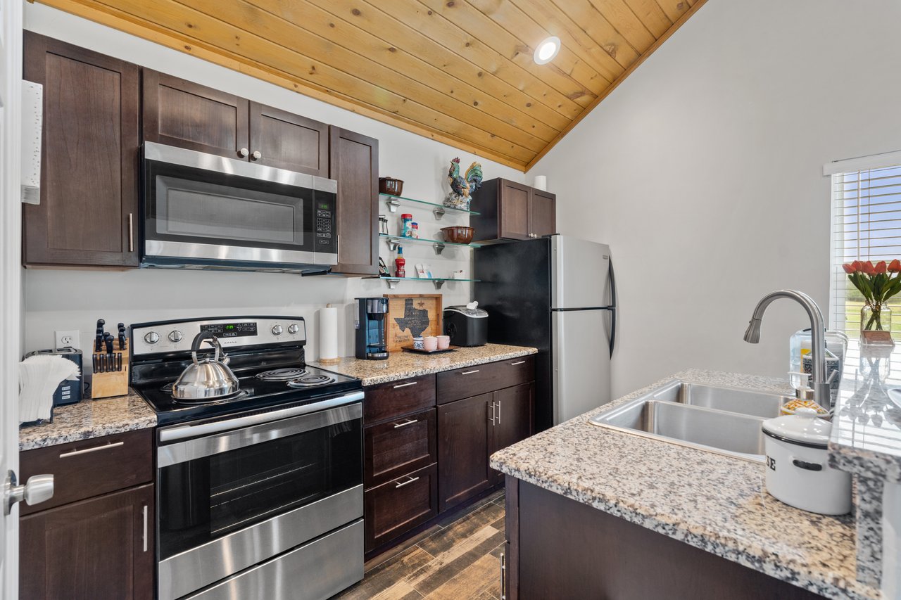 14909-B Fitzhugh Road