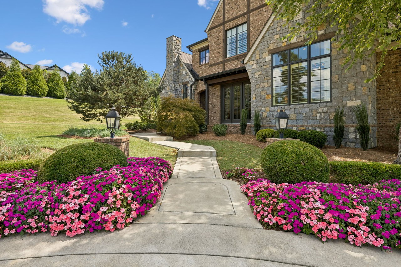 1211 Round Grove Ct