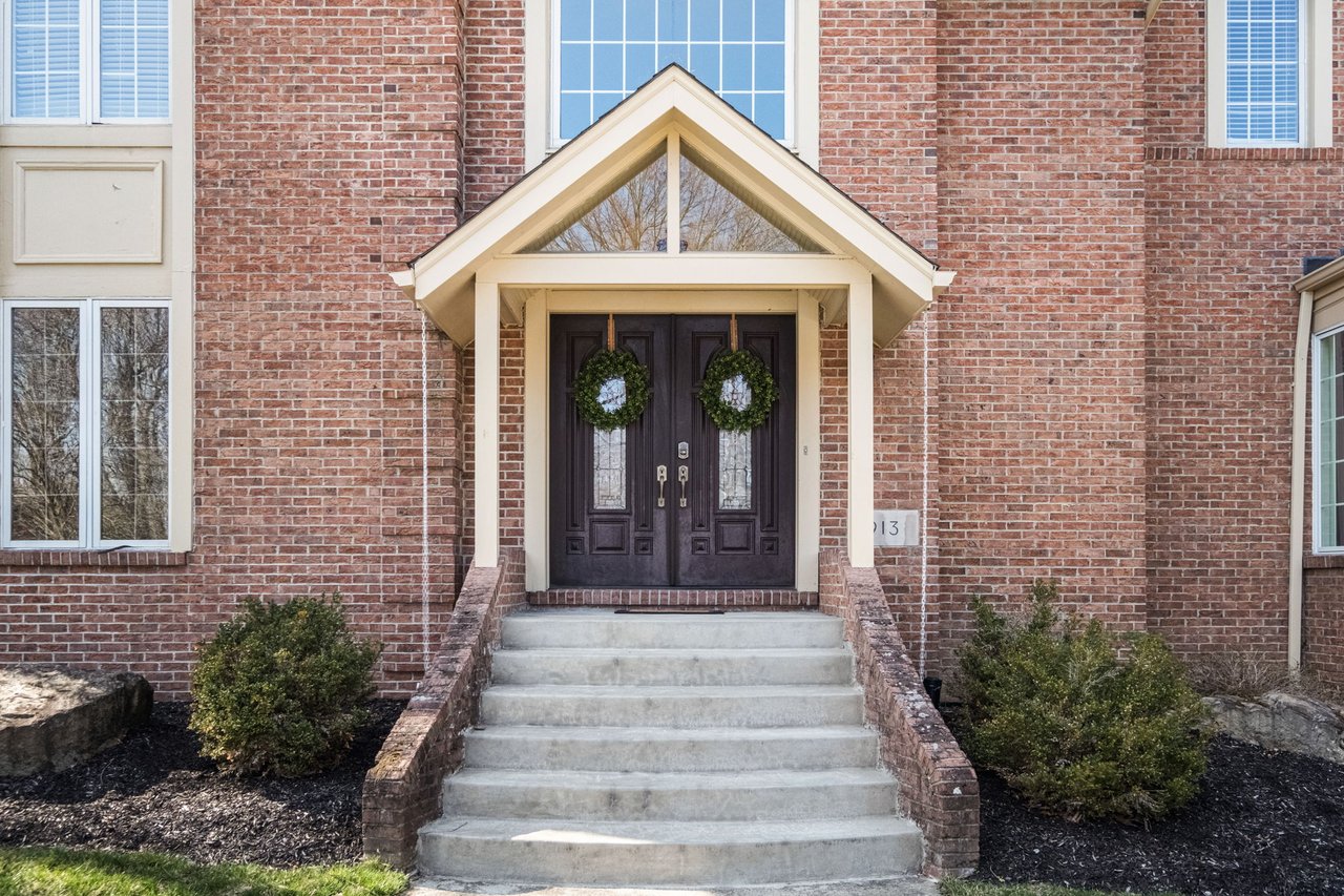 913 Highlander Circle