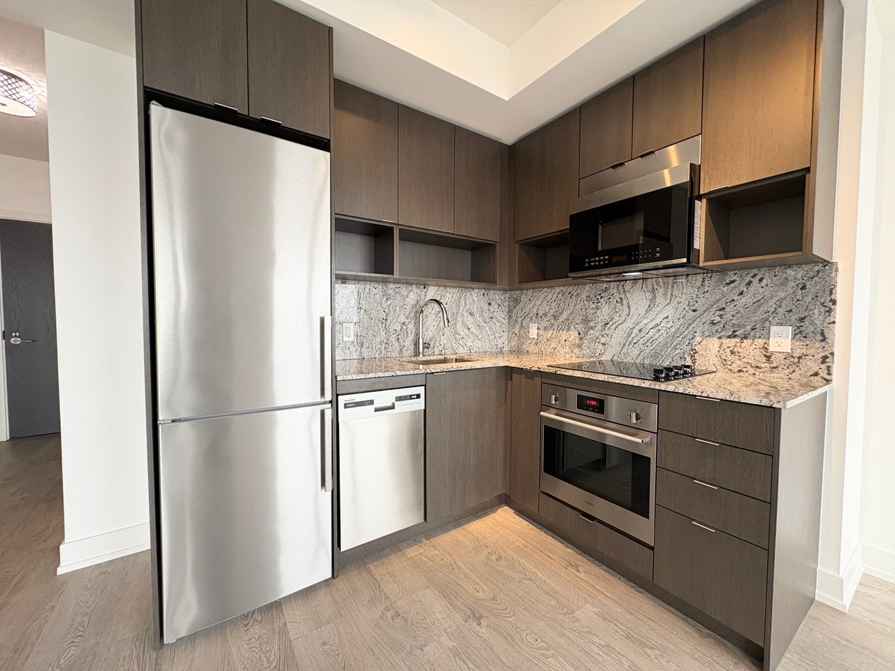 9 Mabelle Avenue, Toronto W08 Unit: 3425