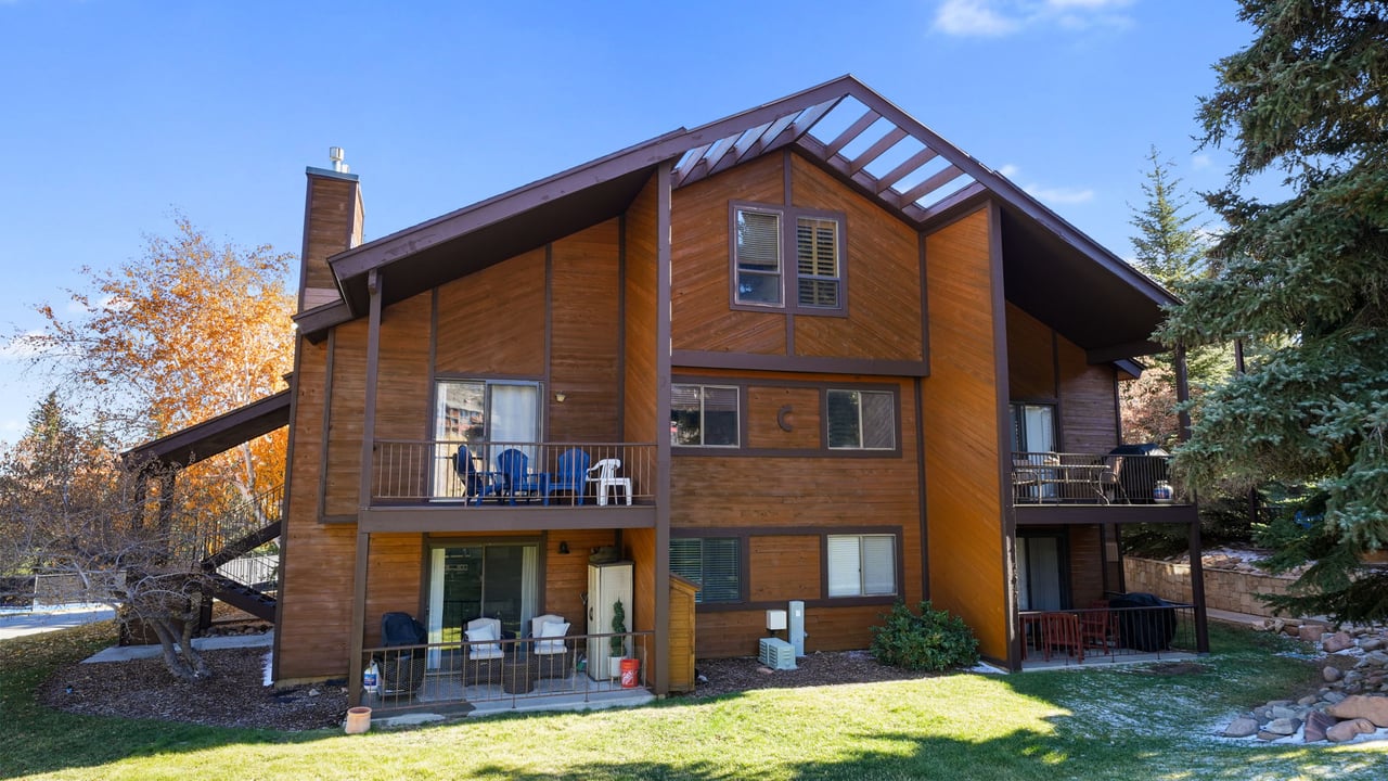 2025 Canyons Resort Dr #C2