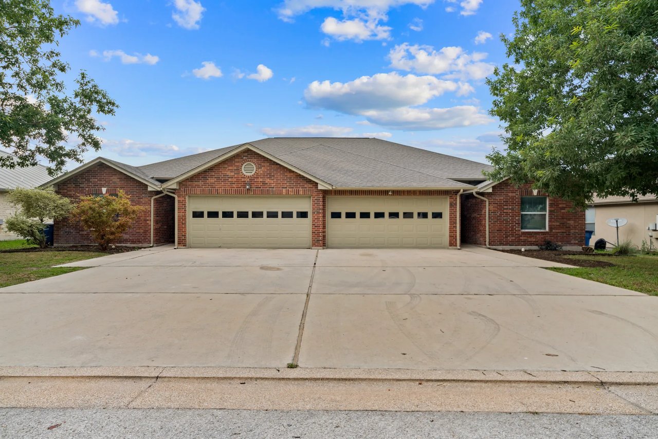 3020 Green Mountain Dr