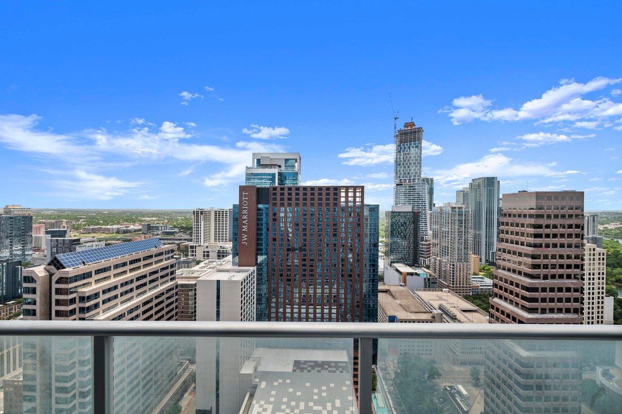 200 Congress Ave #33BB