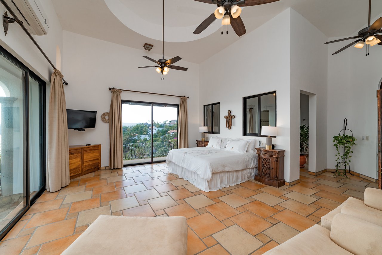 5 Bedroom, Single Family Home, Villa Encantada 