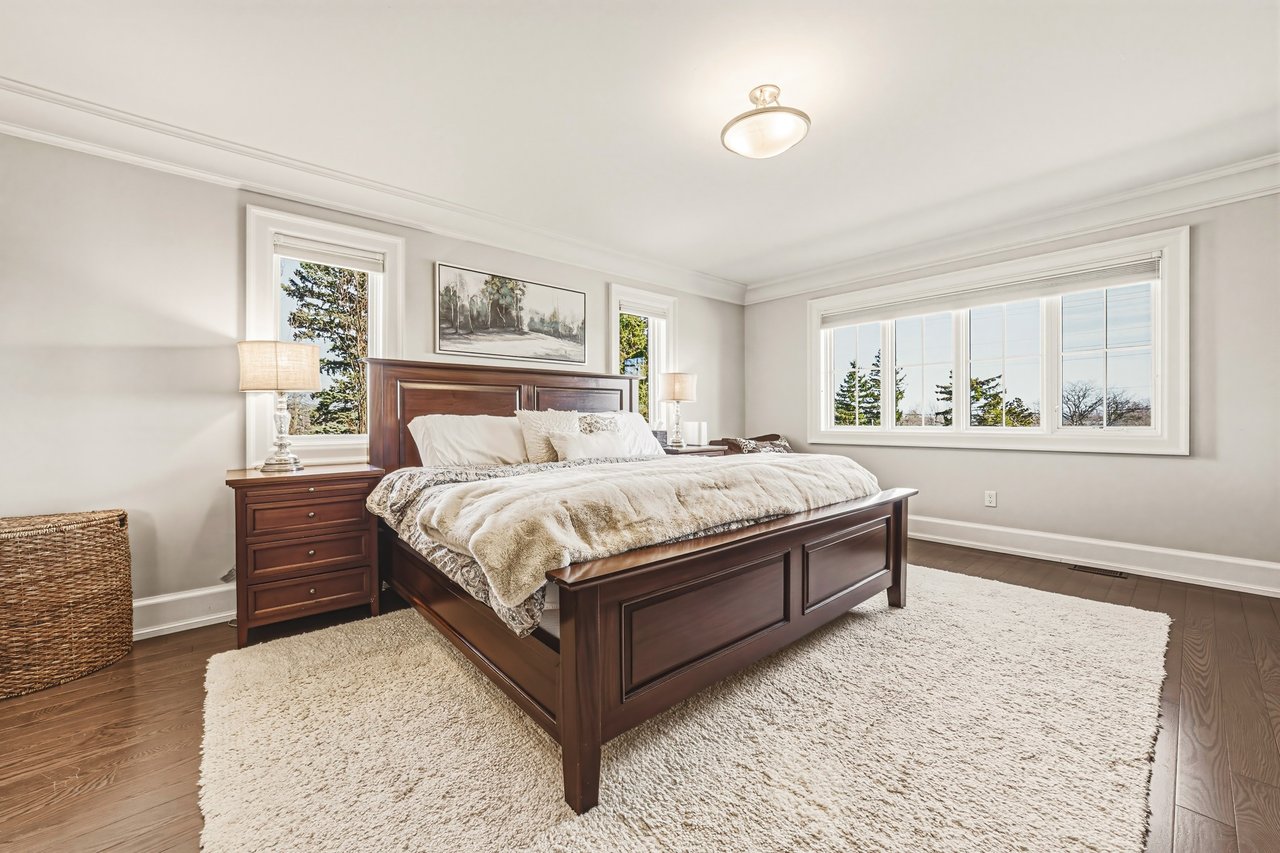 Custom South Aldershot Retreat