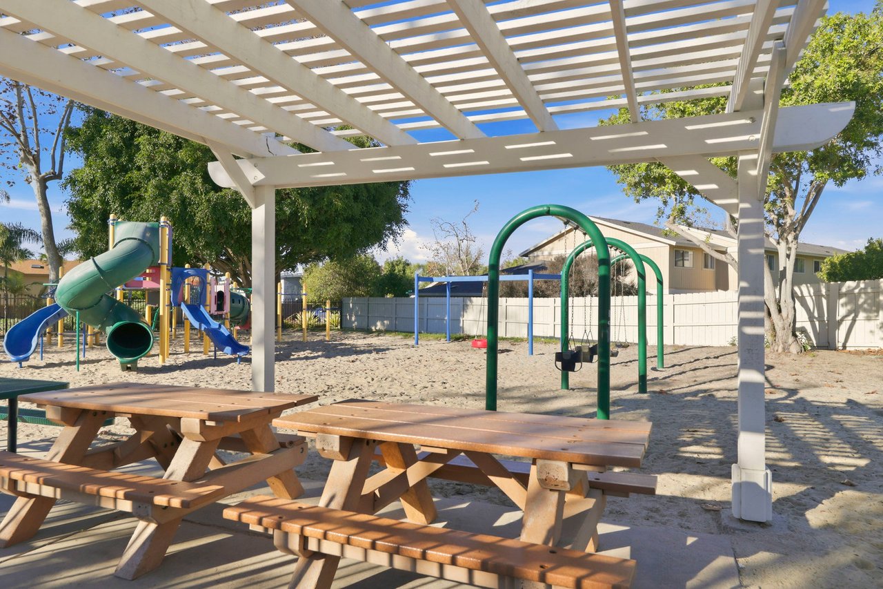 1838 Stonebrook Lane