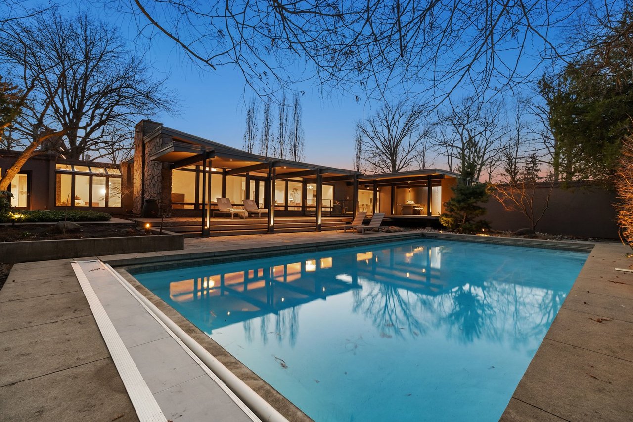 Inspiring MCM Residence