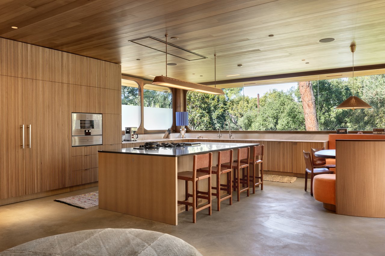 126 Summit Rd, La Verne