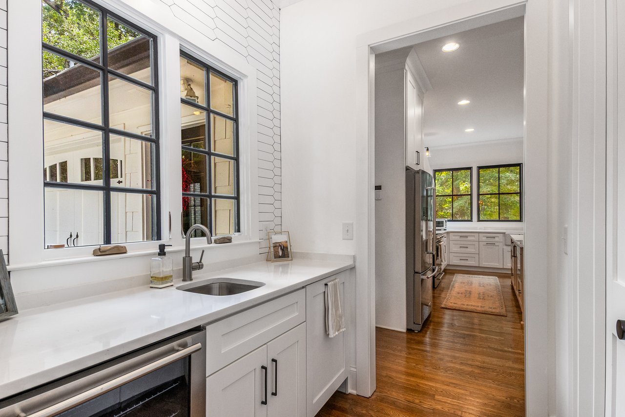 1273 Bernadette Lane NE