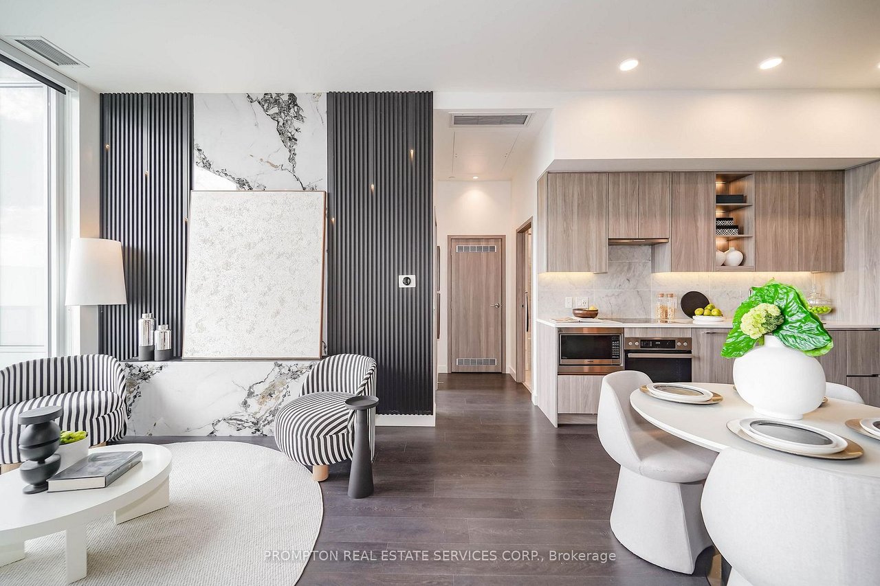 SEASONS CONDOS PENTHOUSE 