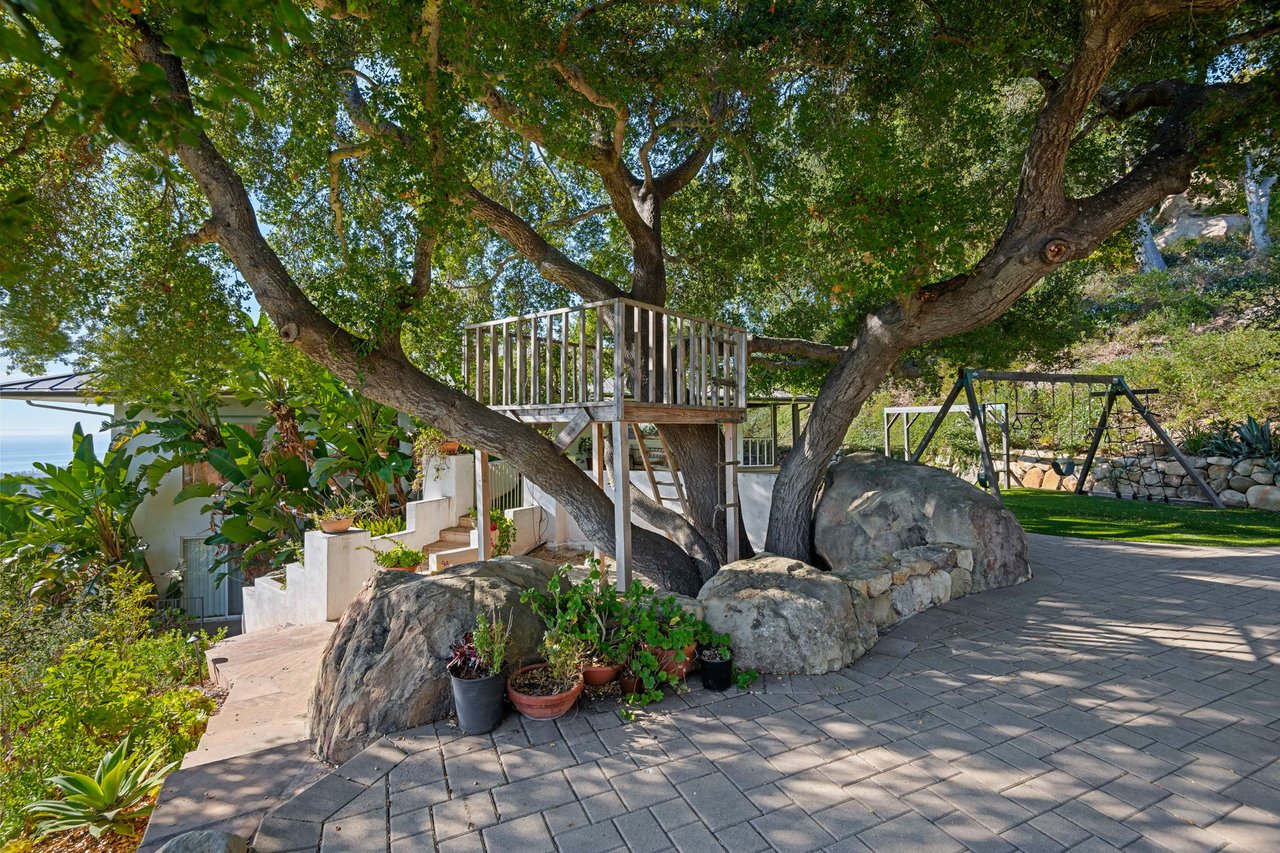 2330 Bella Vista Drive