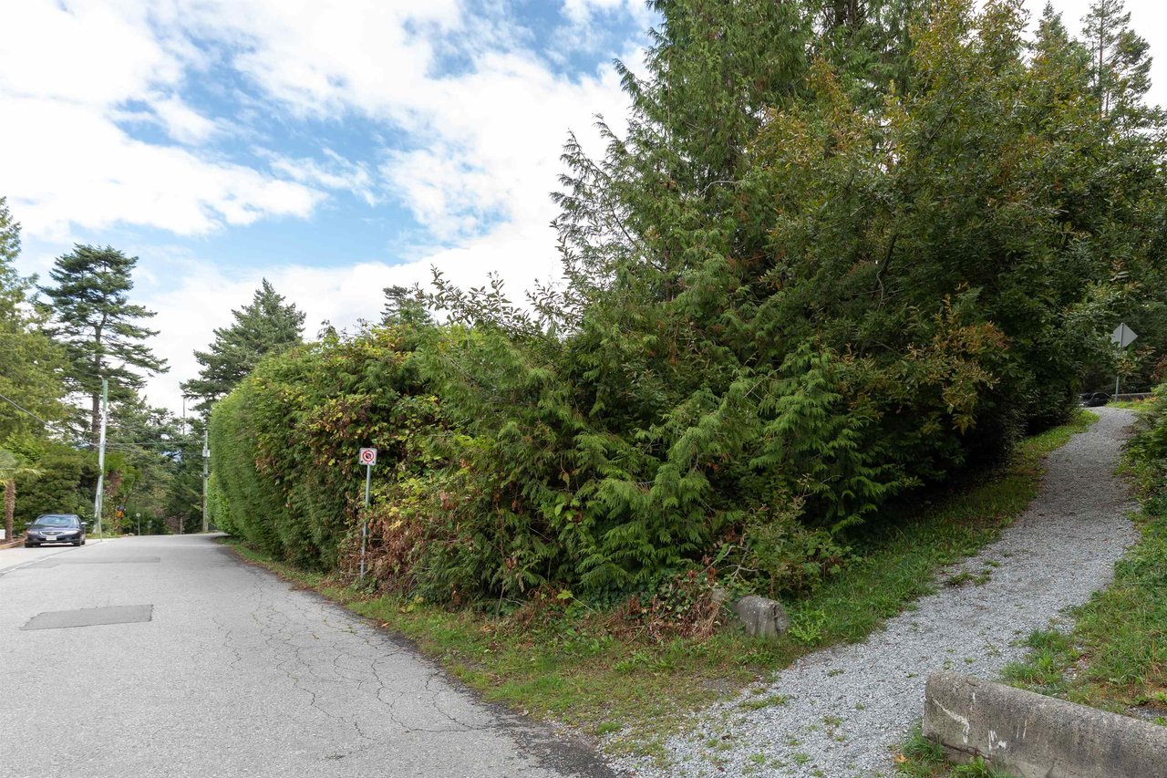 7195 Rockland Wynd