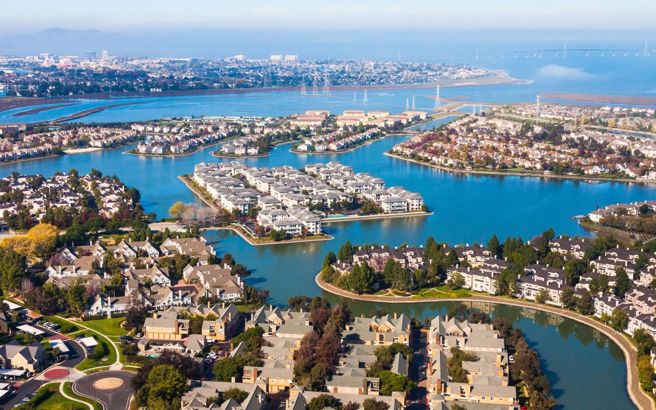 REDWOOD SHORES