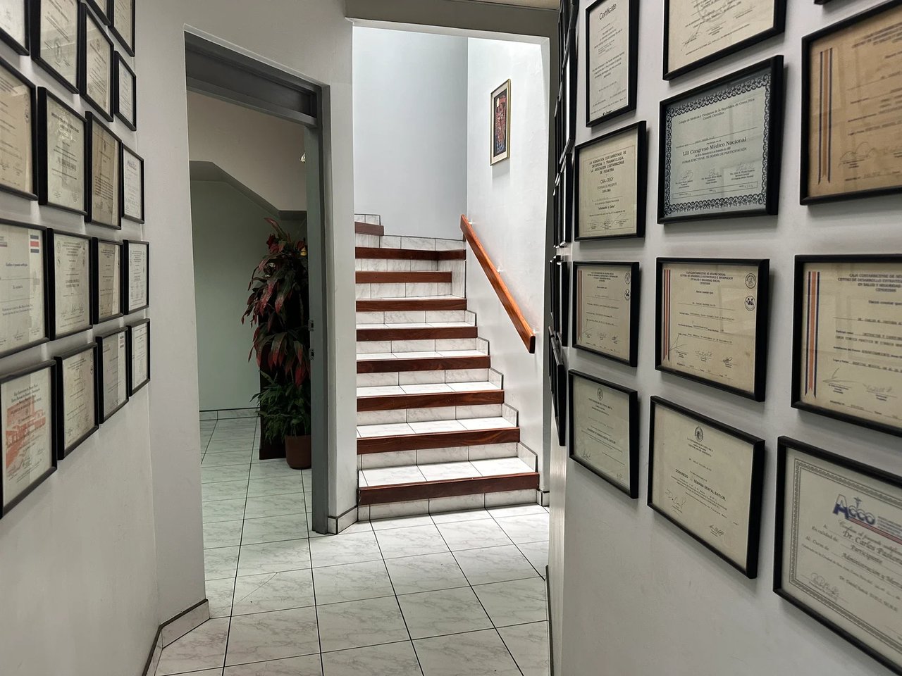Dual Income Commercial Building, Escazu, San Jose