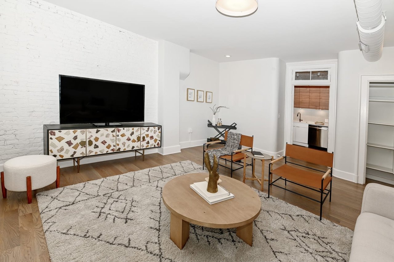 Avril Lofts 