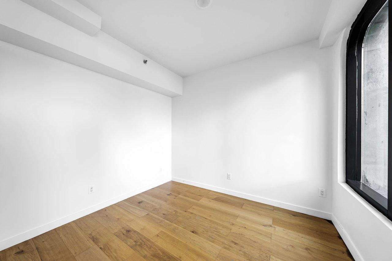 30-18 14th St, Unit 4C