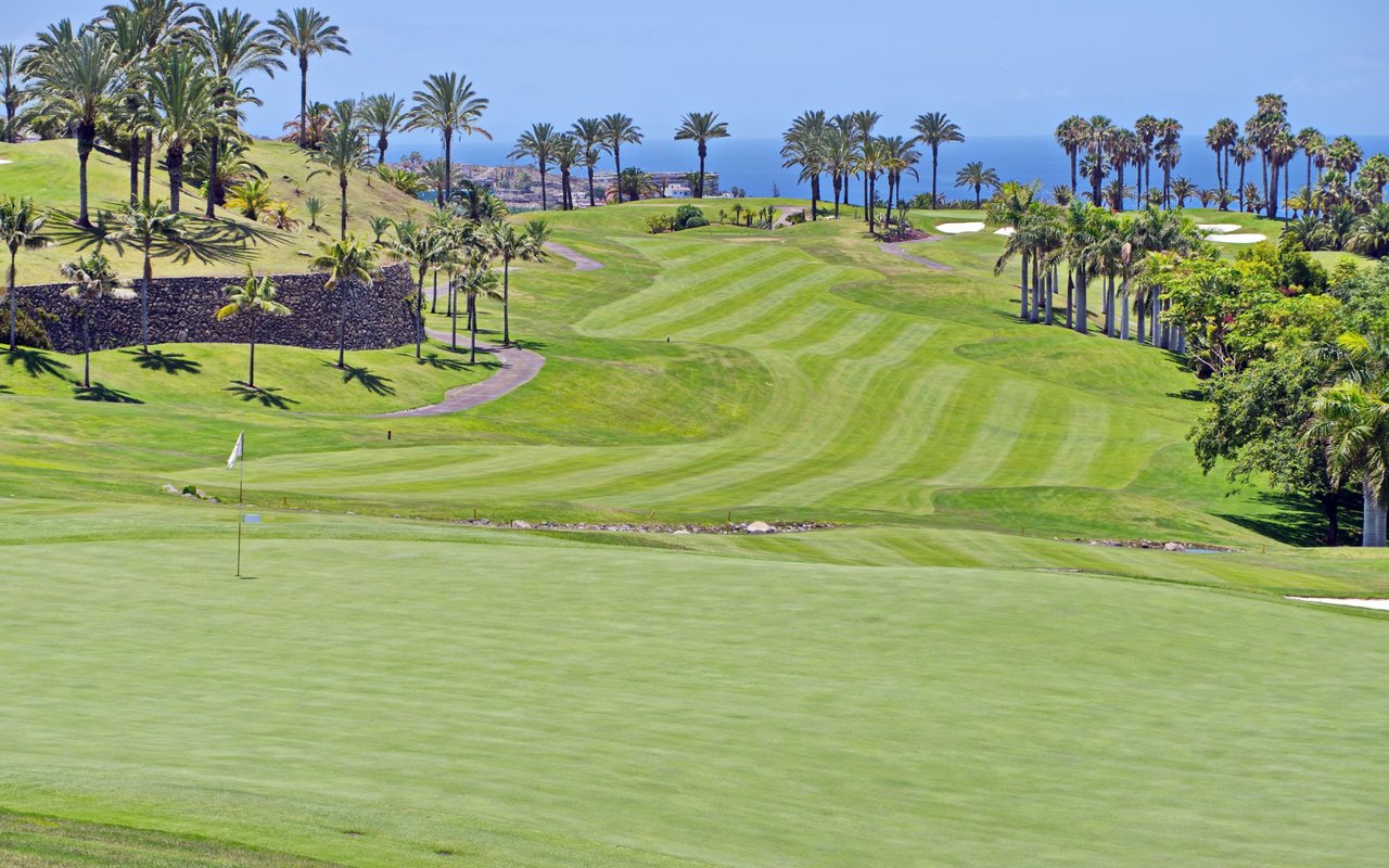 LAPLAYA GOLF CLUB