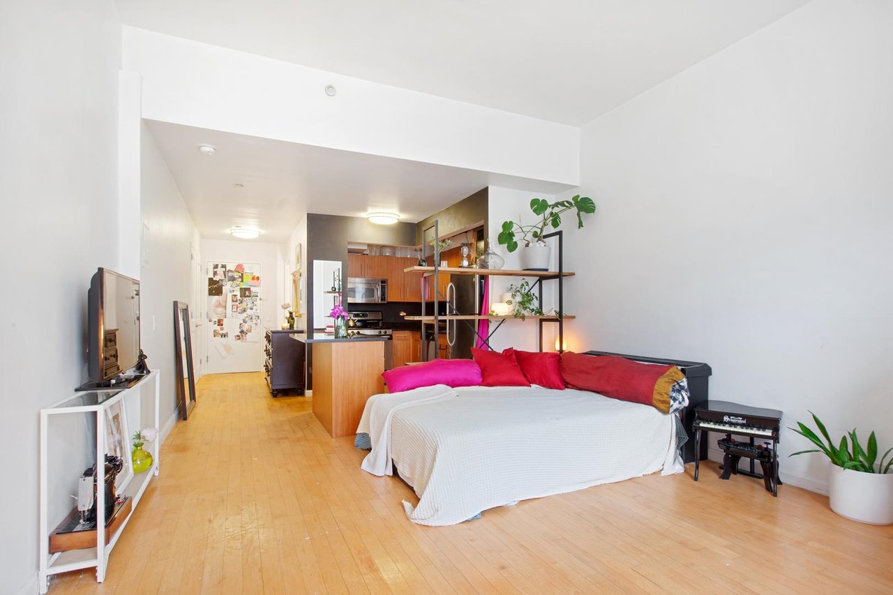 20 West Street, Apt 16-L