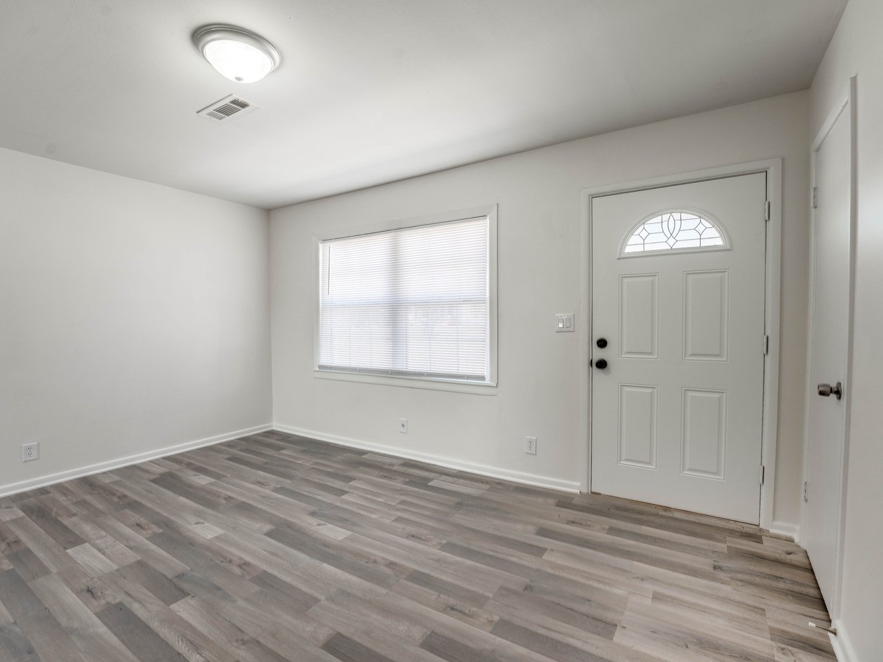 1207 Carol Dr Shawnee, OK 74804
