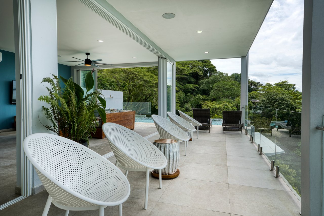 Luxury Income Producing Villa Costa Vida in Manuel Antonio