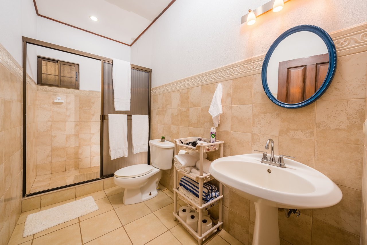 Casa Descanso | Fully Furnished Home Near Tamarindo Beach