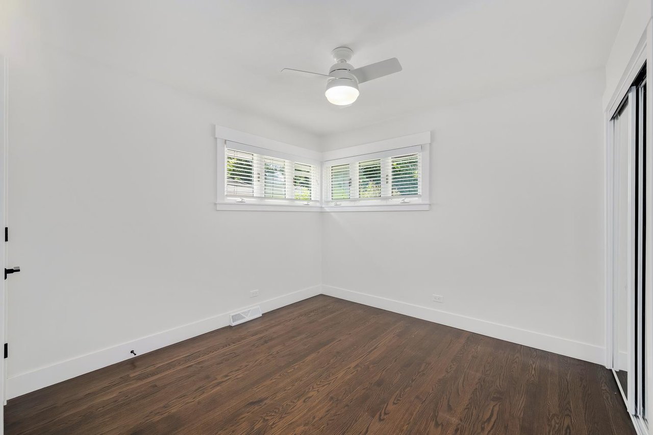 808 Delles Rd, Wheaton IL | Updated Ranch in District 200 Listed at $435,000