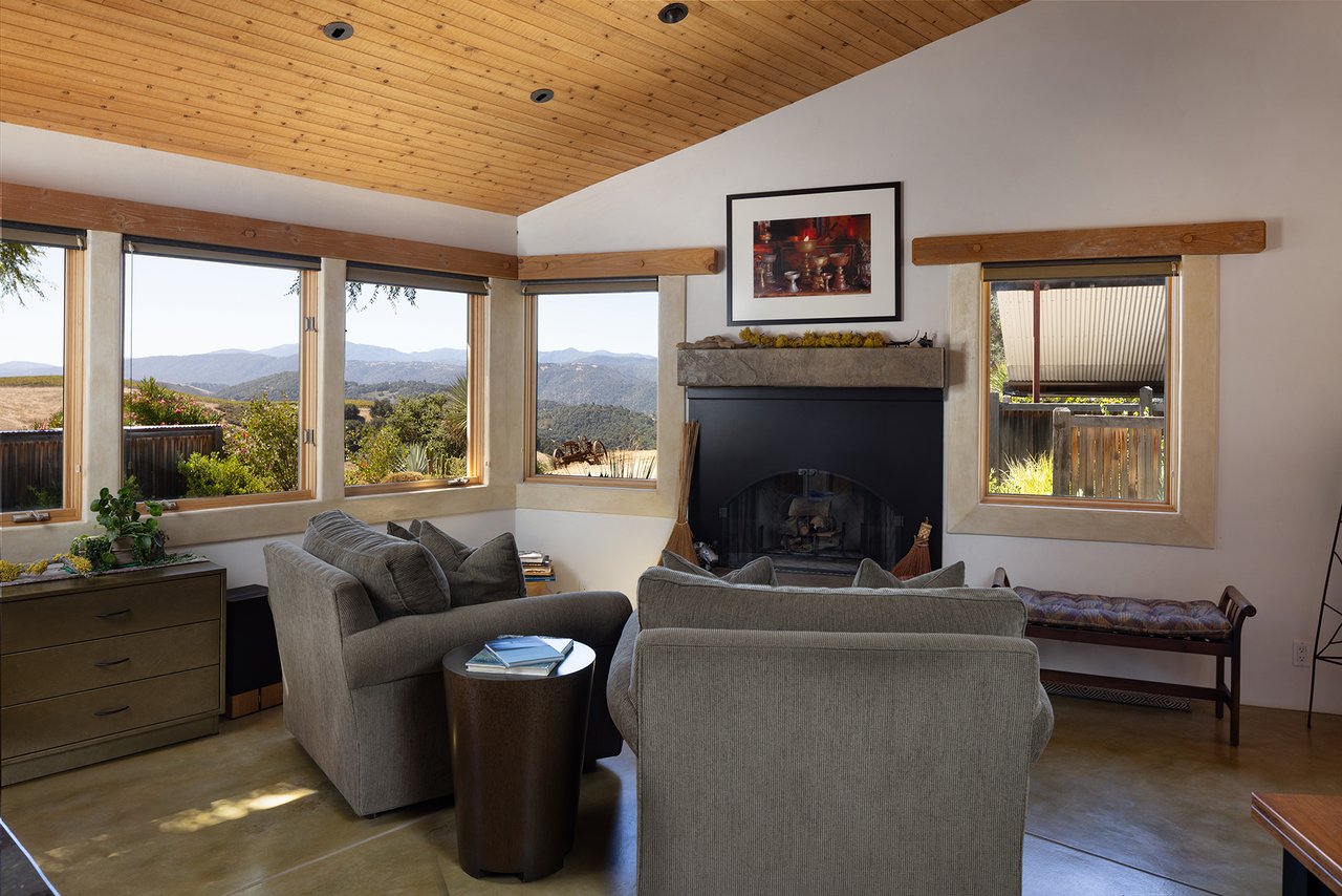 Private Hilltop Sanctuary