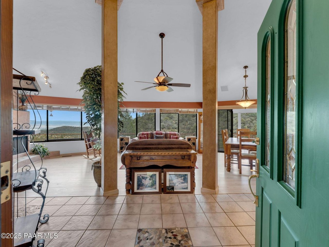 3160 Rainbow Ridge Dr