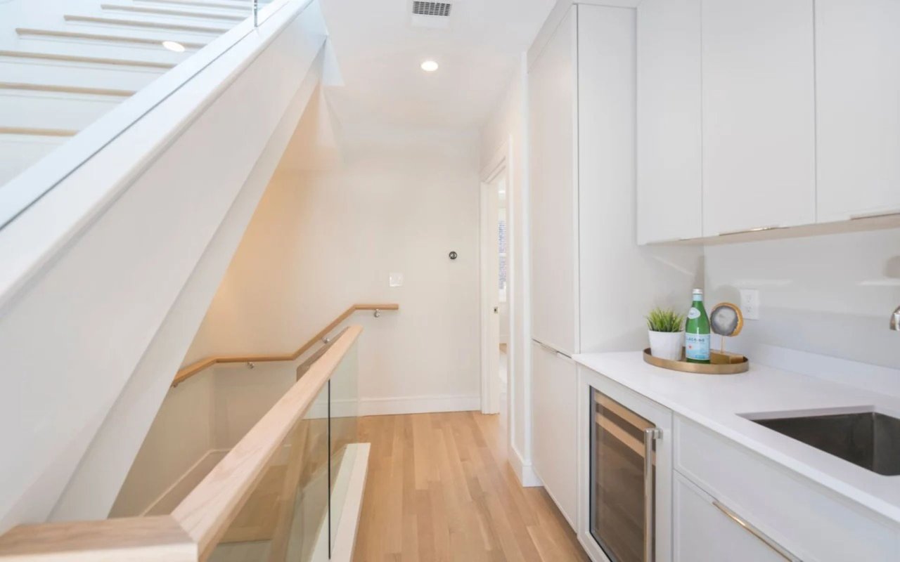 10 Gloucester - $7,000,000