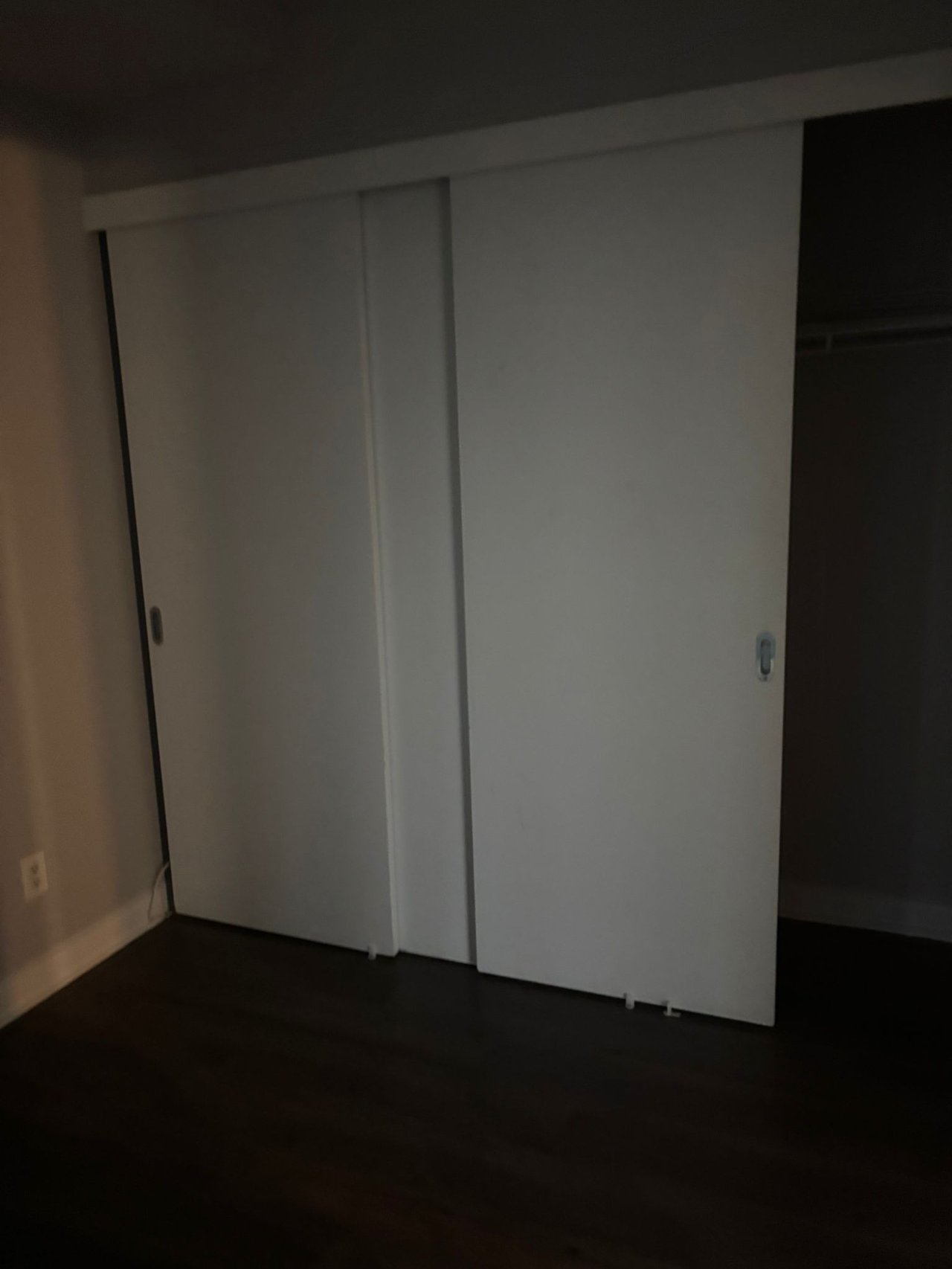 110 Charles St E #2807