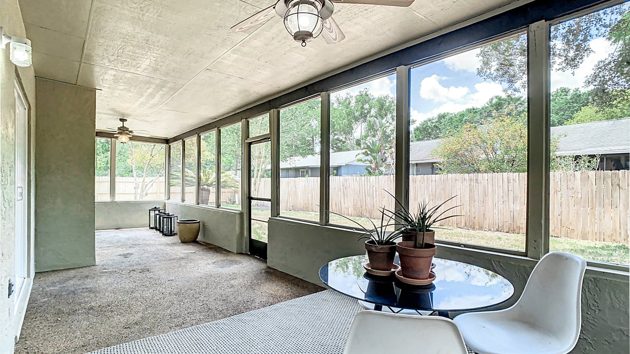 Spacious Open Concept Home in Winter Springs