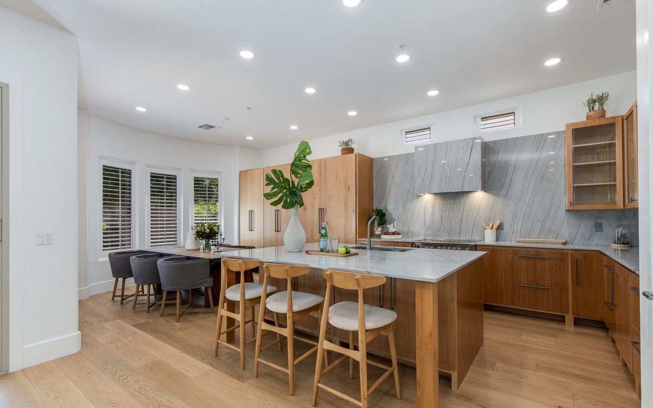 7471 E Sunnyvale Dr.