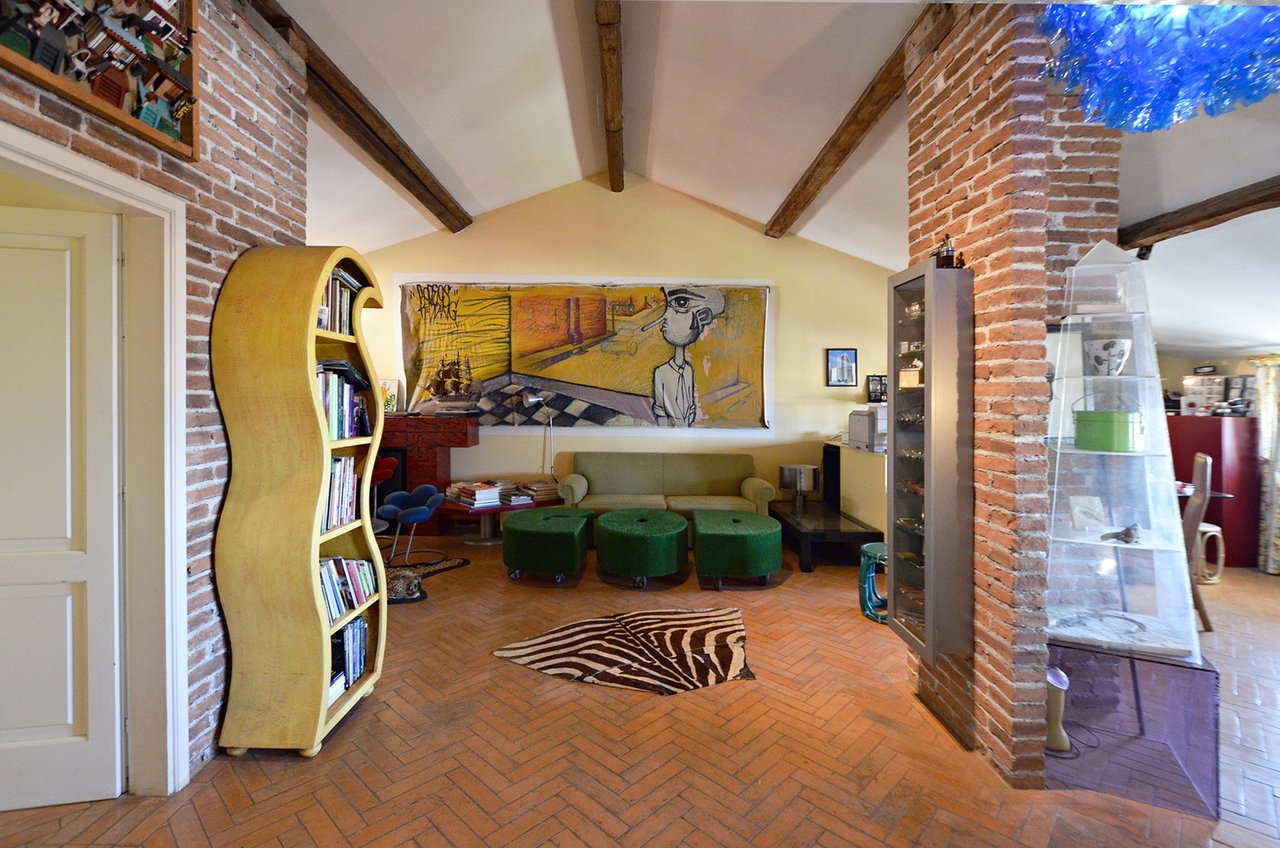 Villa Viareggio With A Sea View