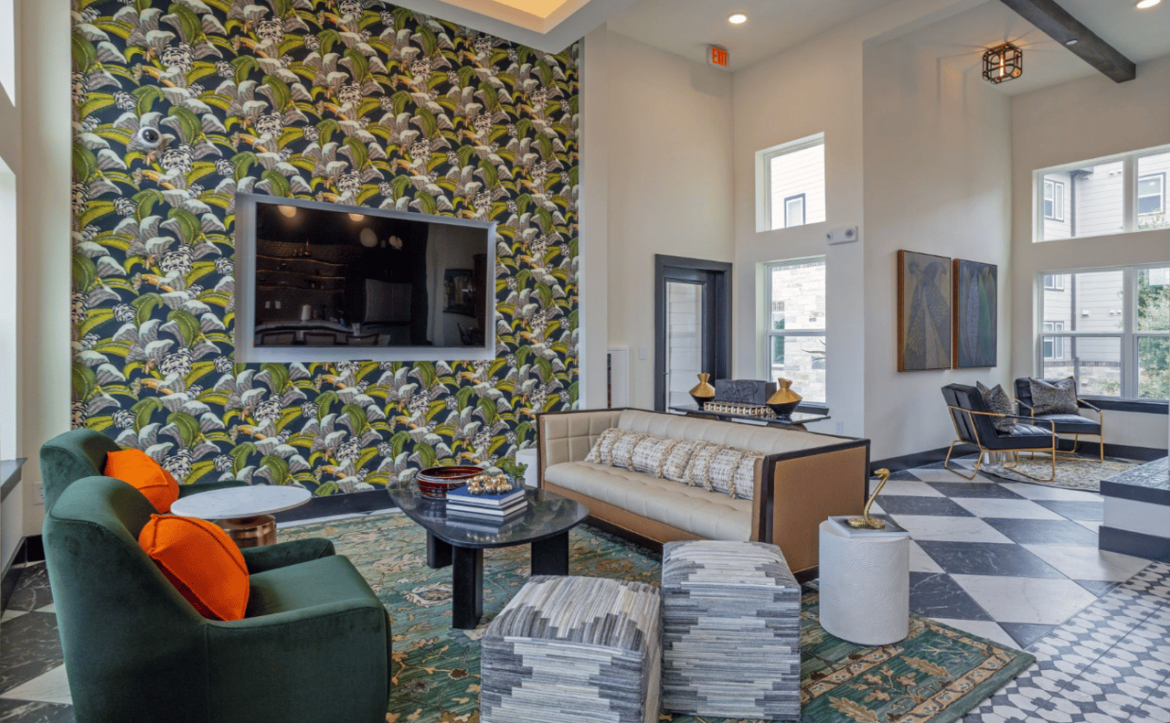 Offering 10 Weeks Free Rent! 