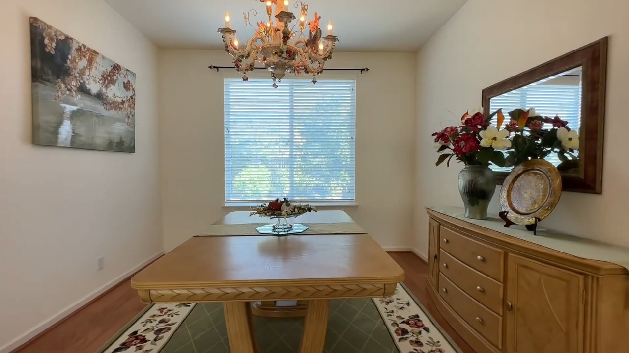 2142 Naples Ct Los Banos, CA For Sale!