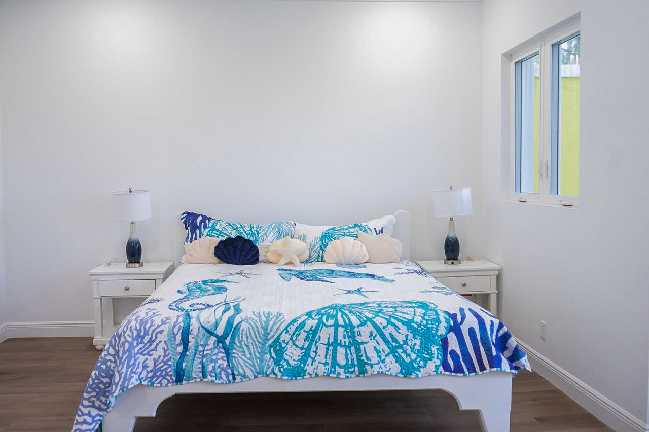 Unit #6 Dunmore Court