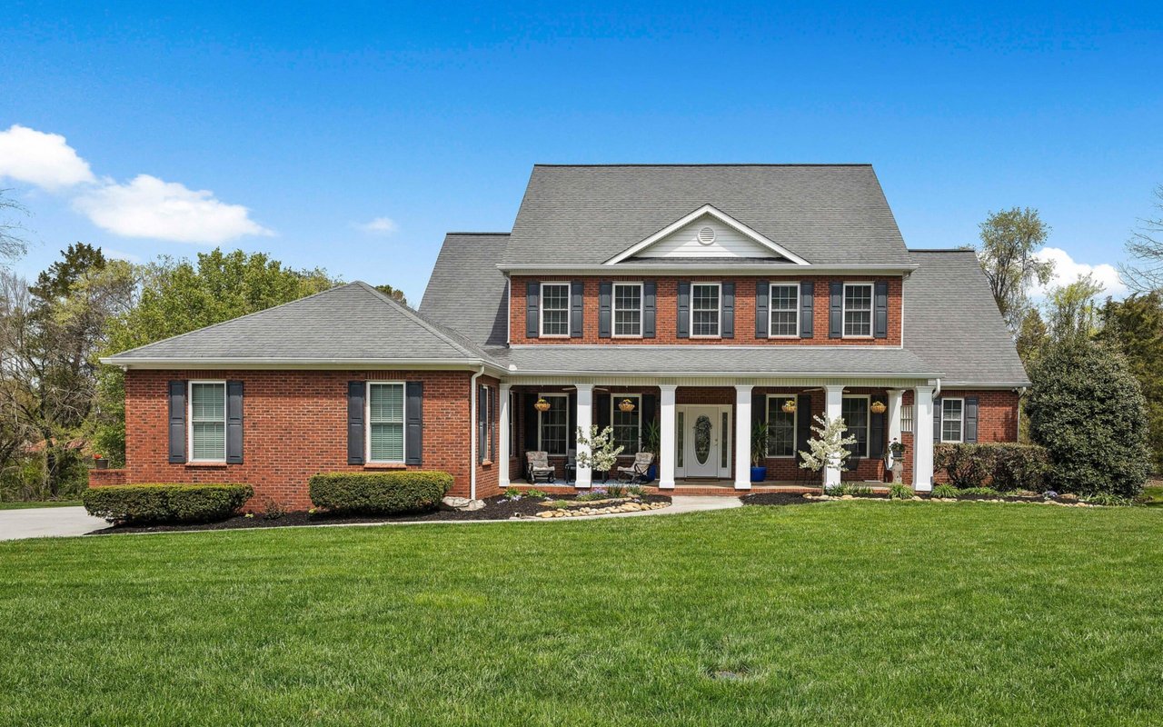 Luxury Spotlight | 2157 Council Fire Drive Knoxville, TN 37918