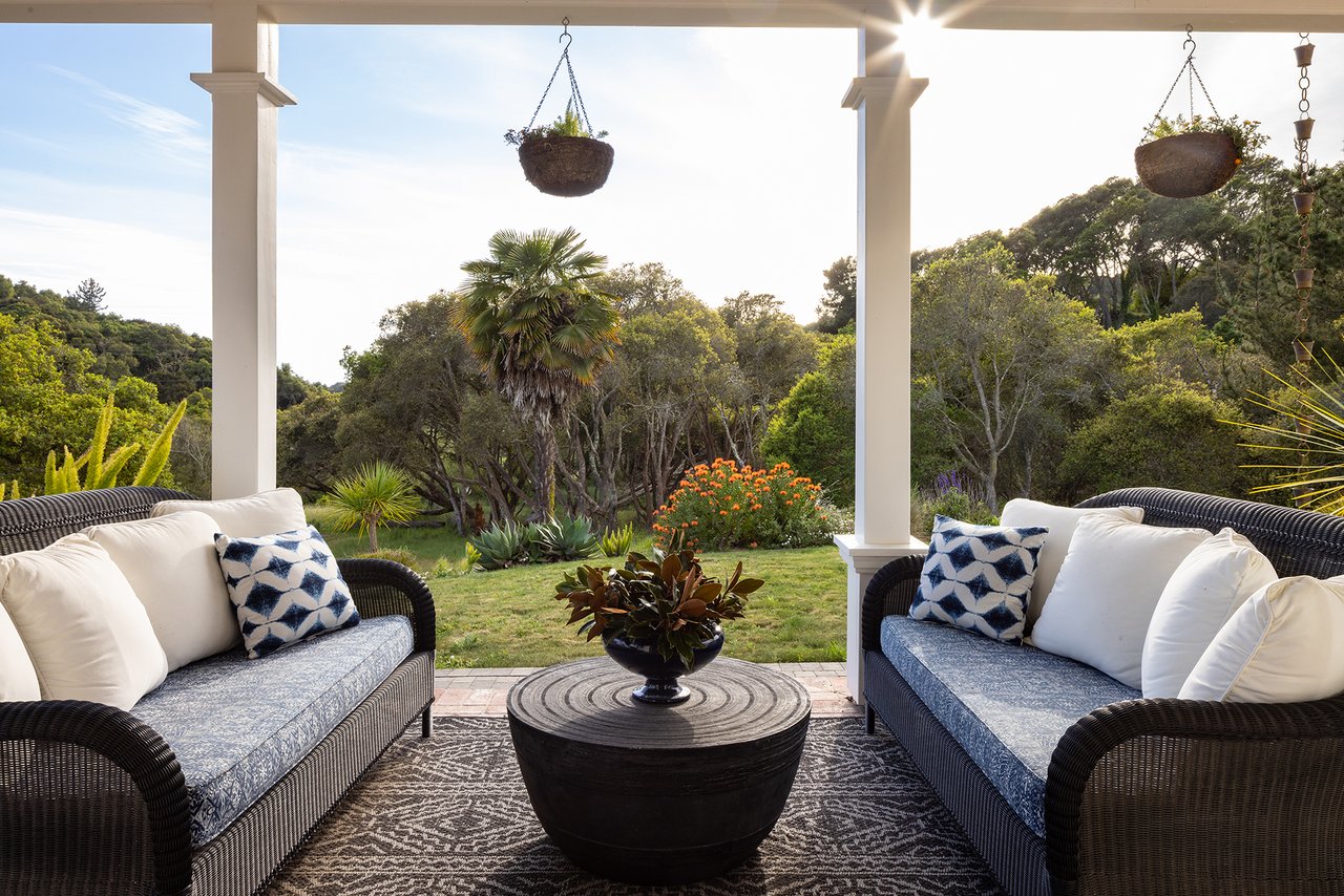 Honey Hill - 365 Race Horse Ln