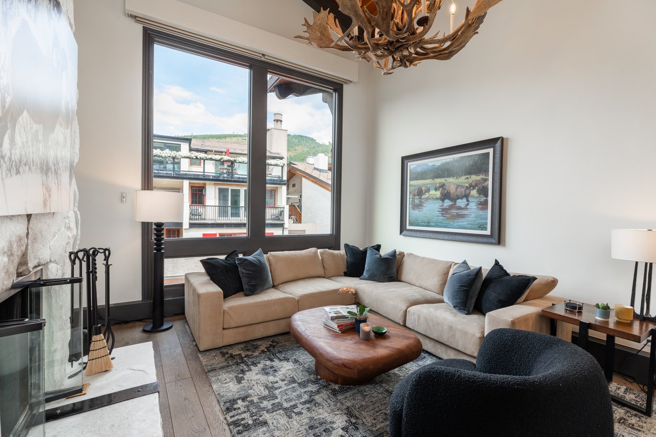 The Lodge at Vail Condominiums #360