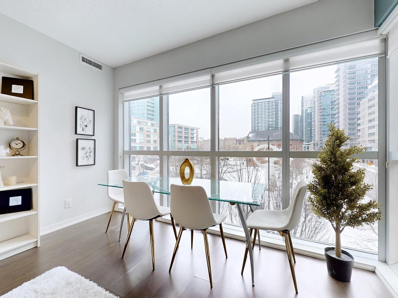 69 Lynn Williams St Unit: 204