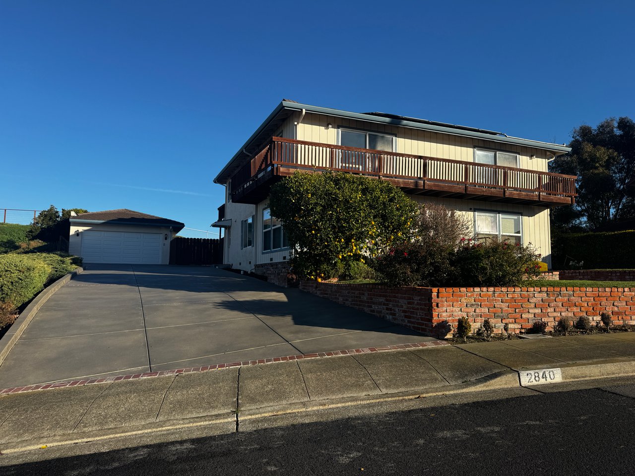 2840 Waverley Way