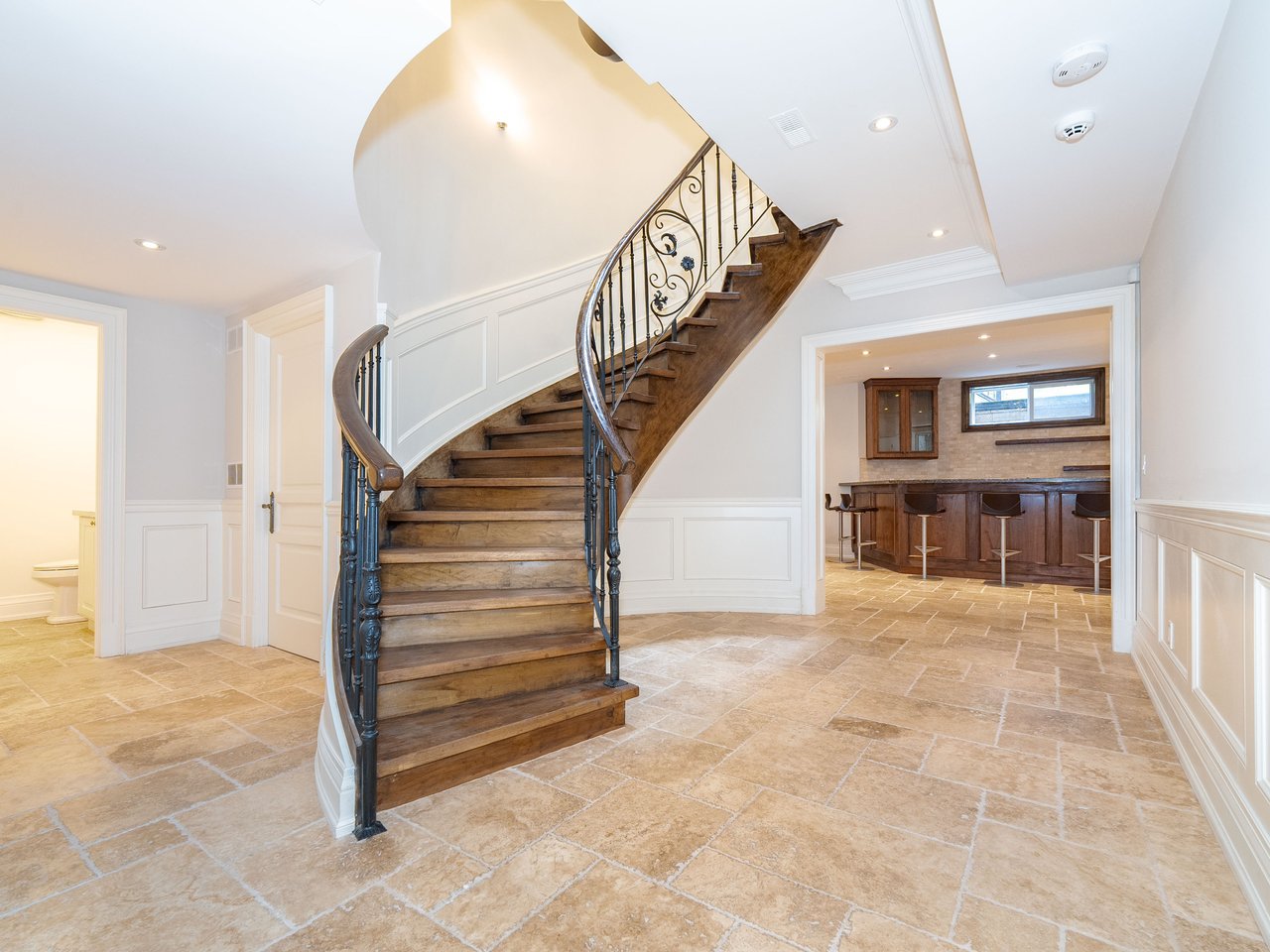 172 Elmwood Ave