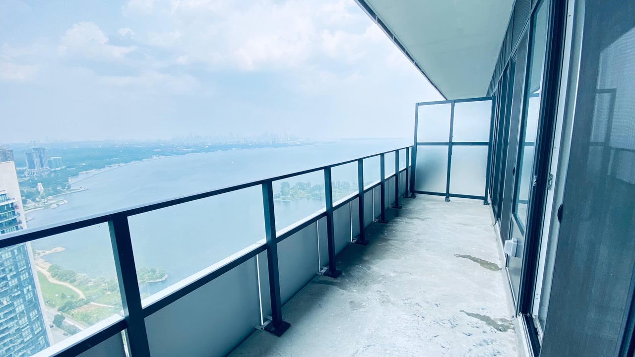 20 Shore Breeze Drive Unit: 4505
