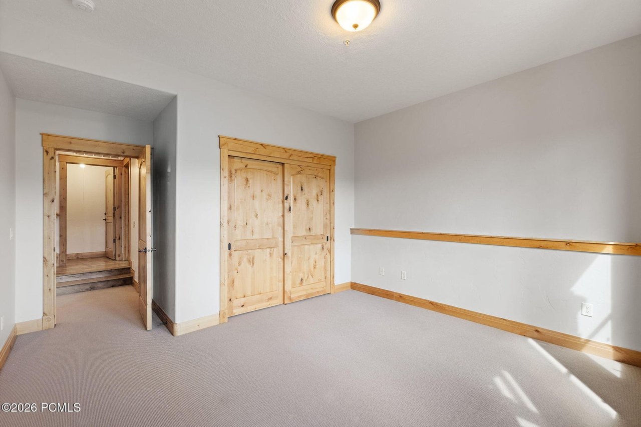 1215 Silver Oak Court 4