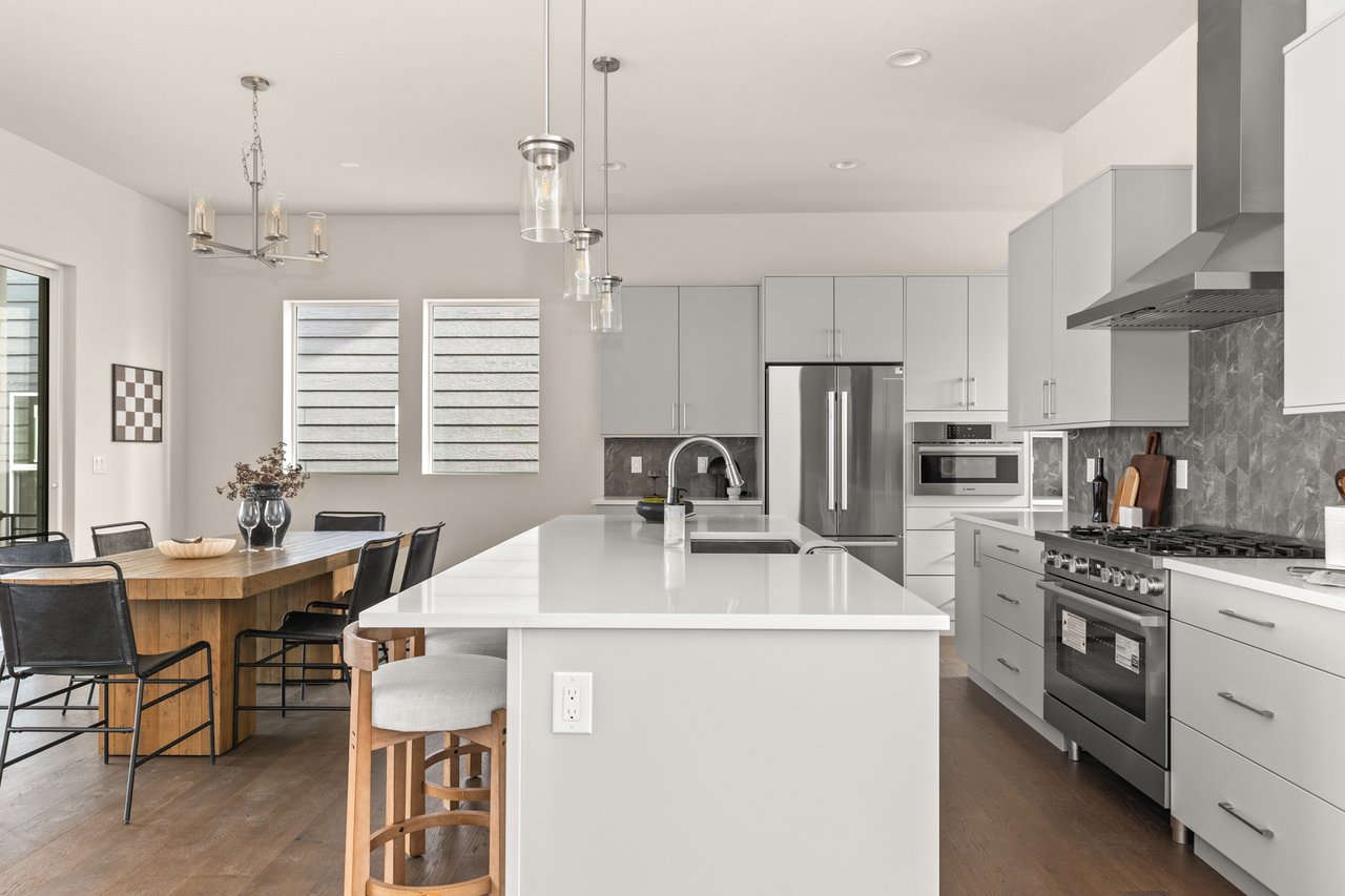 Fusion 1C - Finished Basement & 2-1 Buydown Included