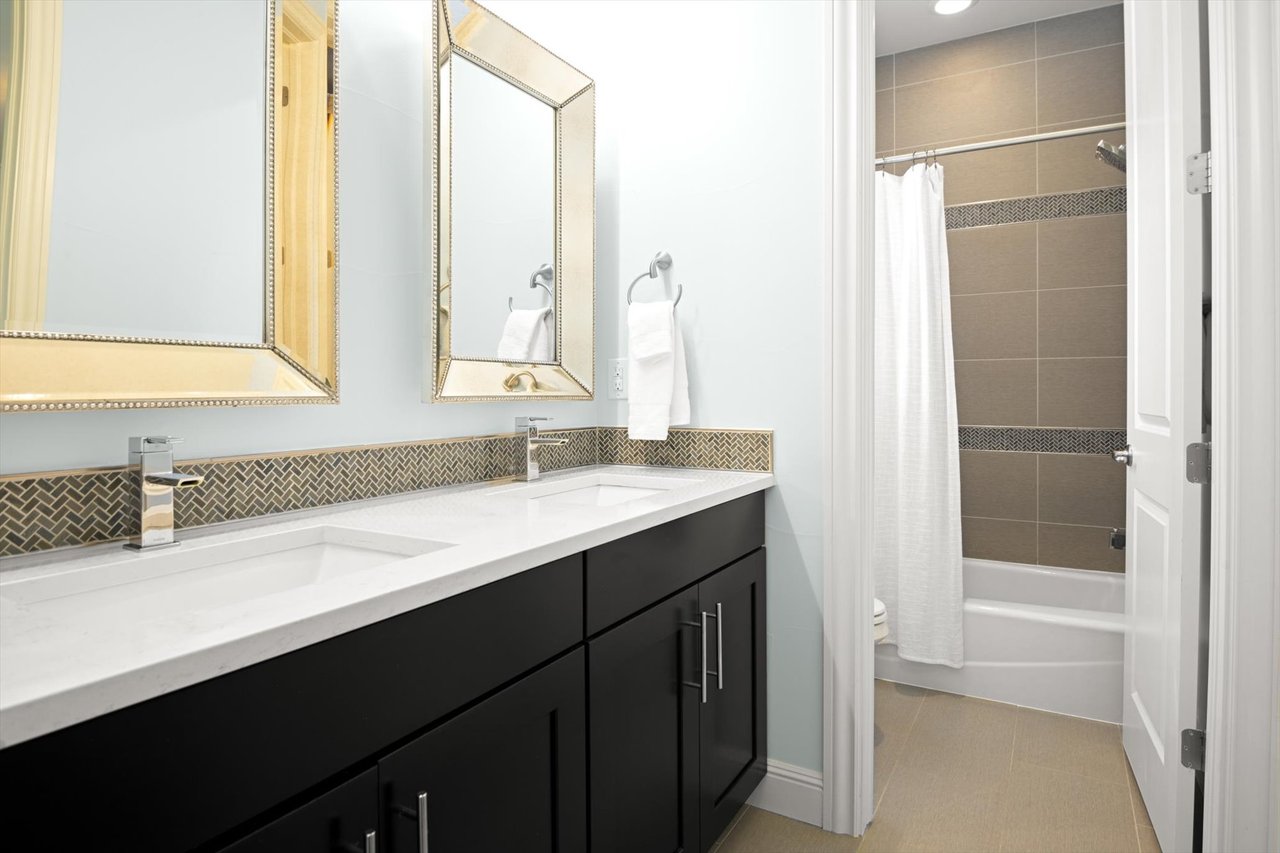 6881 Northstar Court