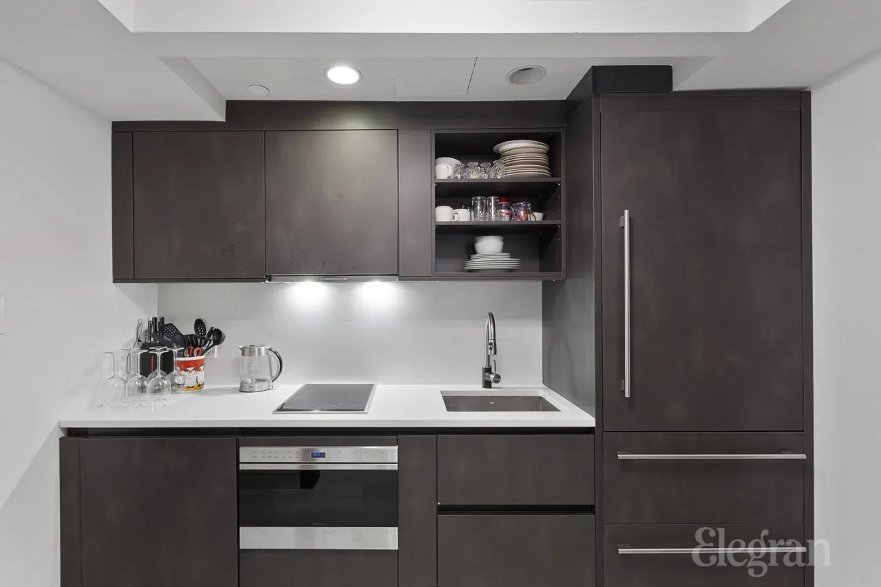 160 Central Park S #720