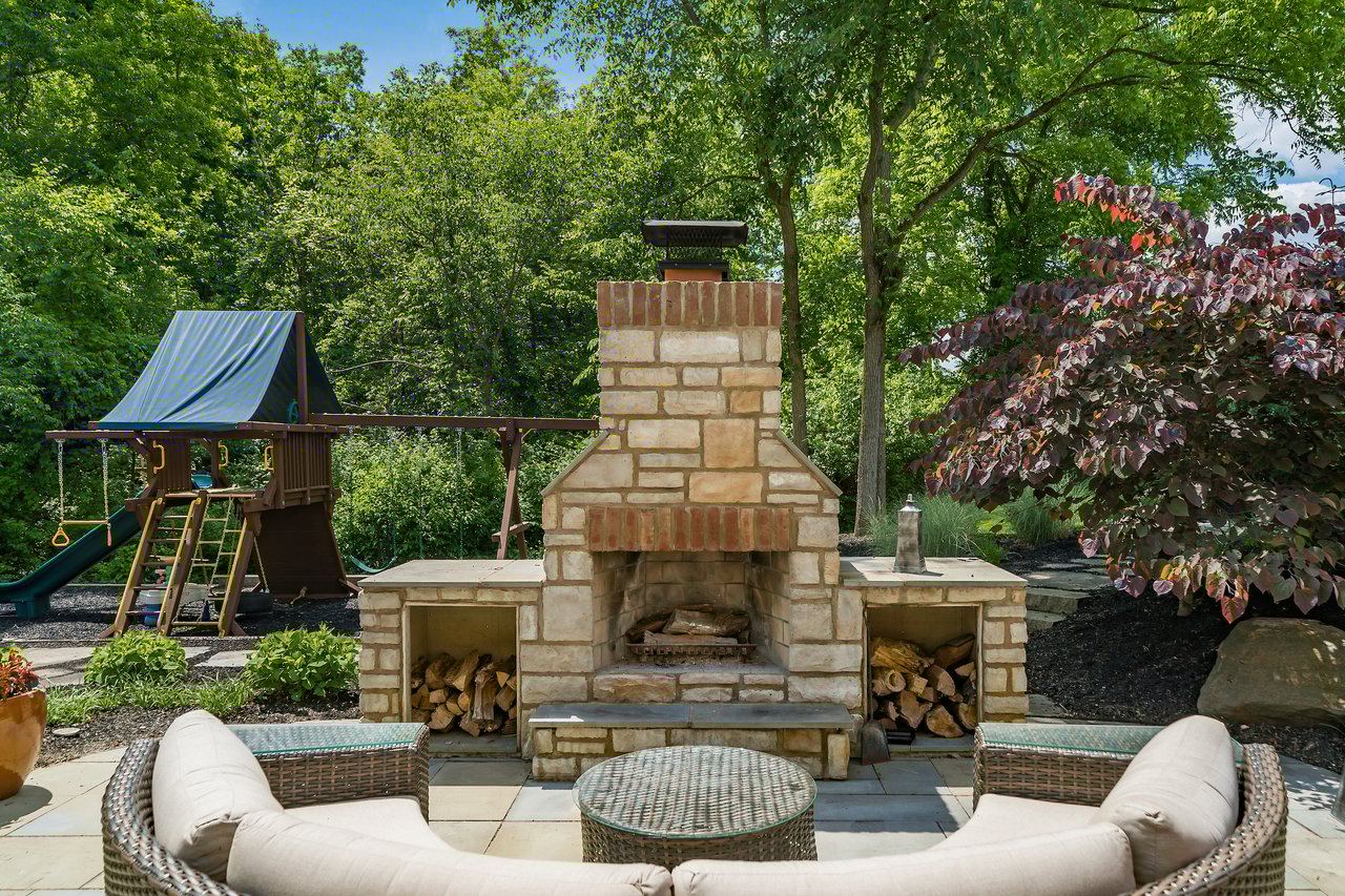 1999 Woodland Hall Drive