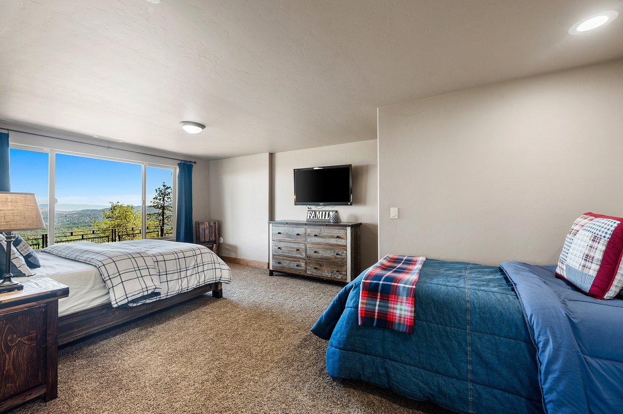 2700 W BUTTERFLY Ridge