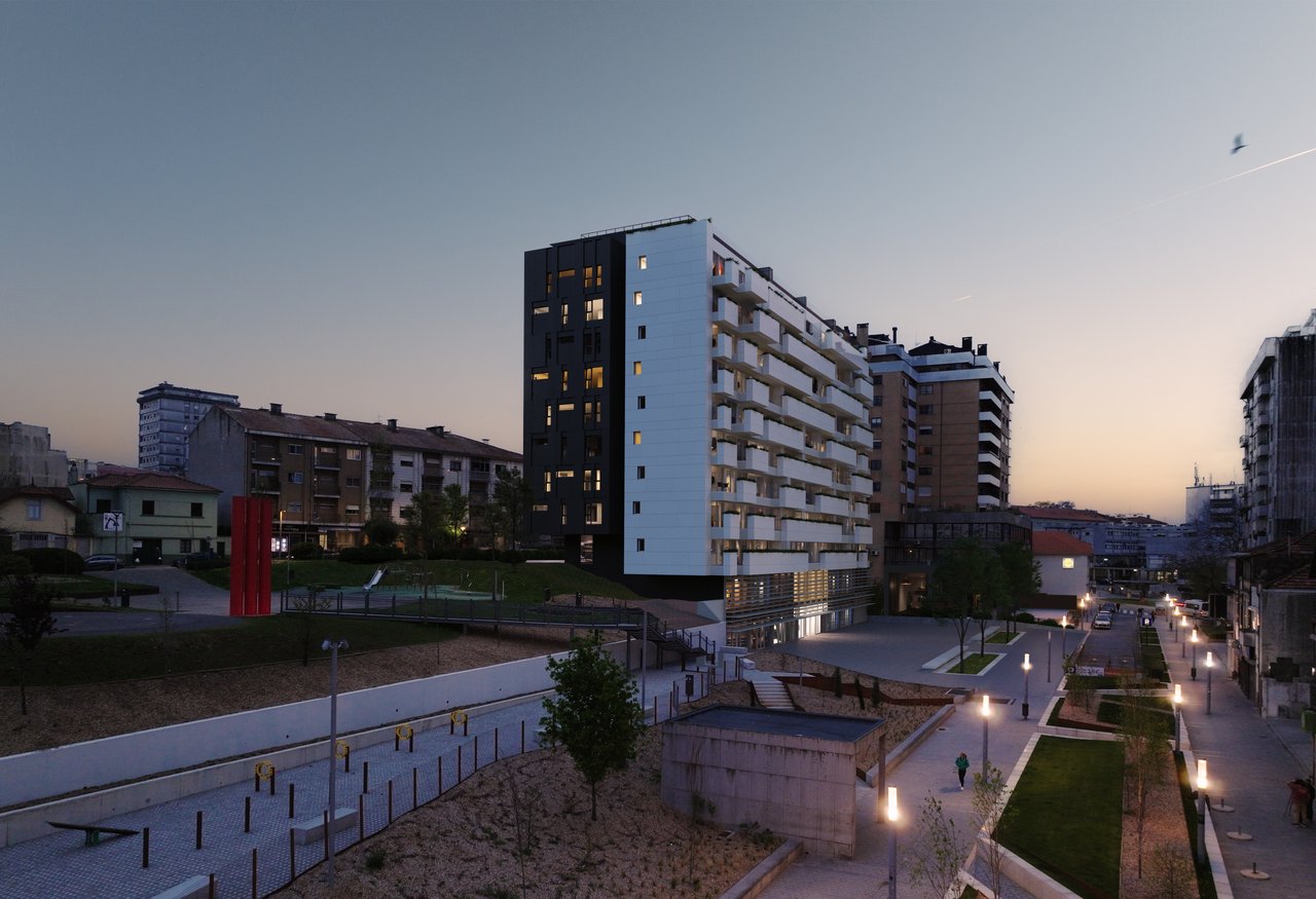 Luxury 3-Bedroom Apartment in Vila Nova de Gaia 